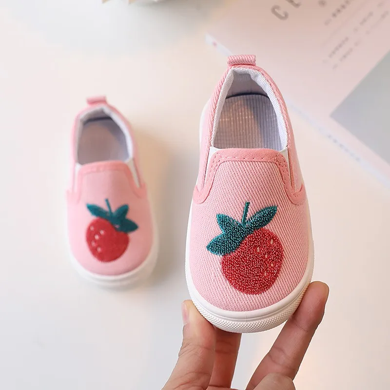 Korean Style Little Bear Embroidered Children\'s Canvas Shoes Spring and Autumn New Boys and Girls Soft Soled Baby Indoor Shoes