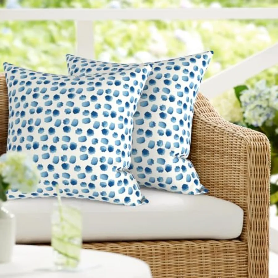 Pack of 2 Waterproof Outdoor Pillow serts, Square Patio Decorative Throw Pillow for Home, Sofa, Bench and Patio Furniture