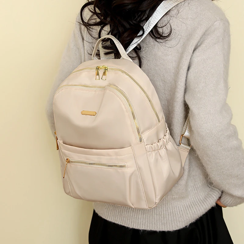 Eleganter Damenrucksack im schlichten Stil, wasserdichte Nylon-Umhängetasche, geeignet für Schule, Outdoor-Einkäufe – Detail 9