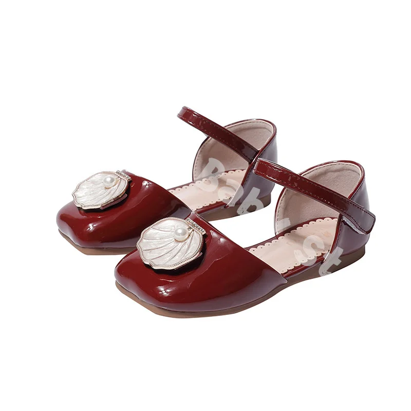 Girls Flats 2023 Spring Fashion Princess Dress Shoes Baby Kids Shoes Sandals Patent Brand Mary Jane Rhinestone Red Soft Sole