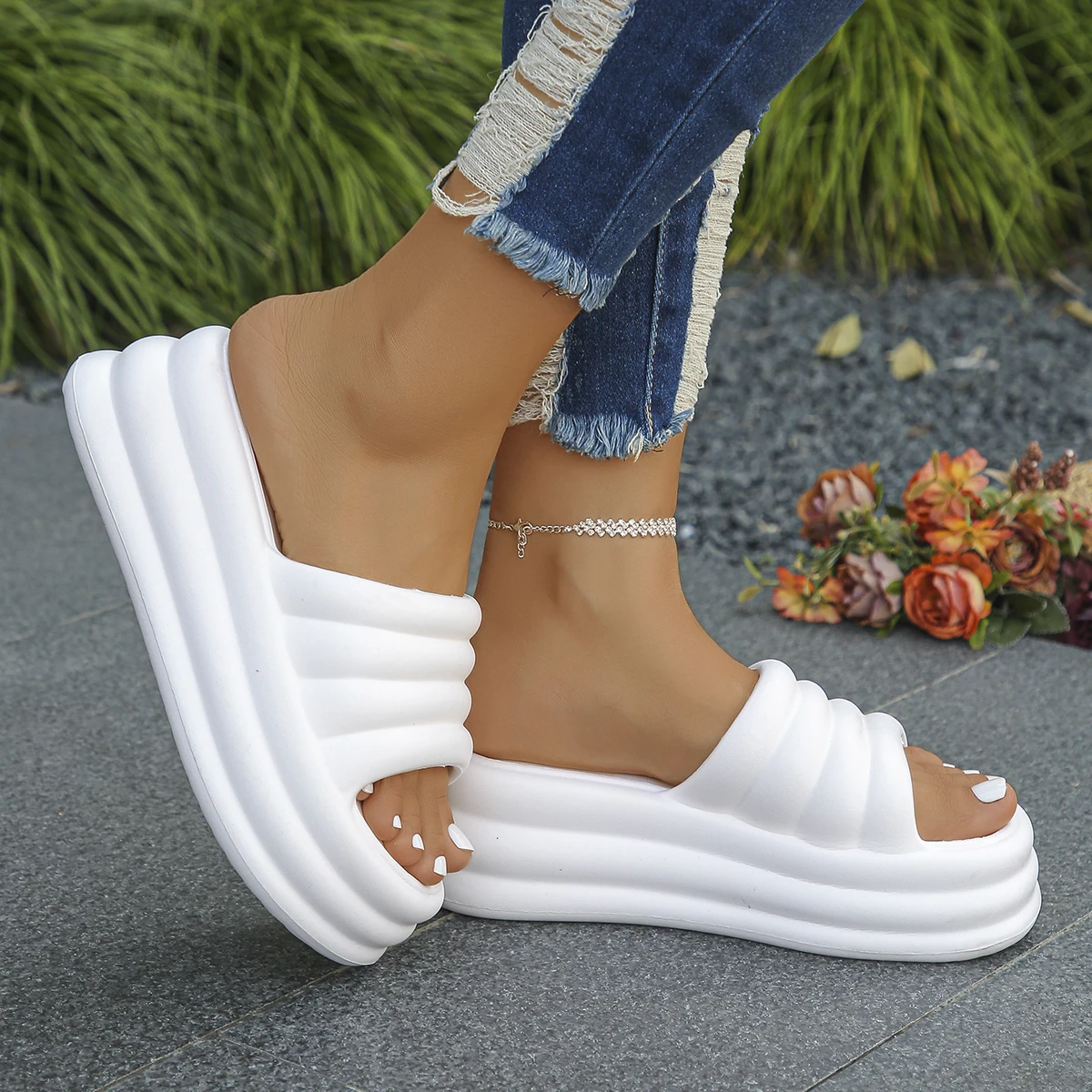 Wedge Slippers Woman New Fashion Non Slip Beach Slides Shoes Pink Chunky Platform Sandals for Women Summer Thick Bottom Eva