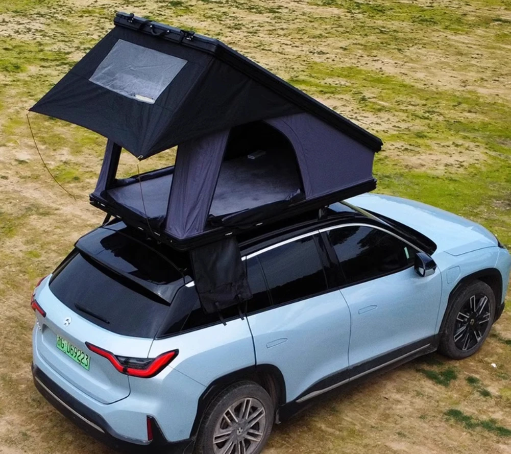 2024 Hot Selling Triangular Car Roof Tent with Comfortable Hard Shell and Durable Canvas Including Ladder Accessory