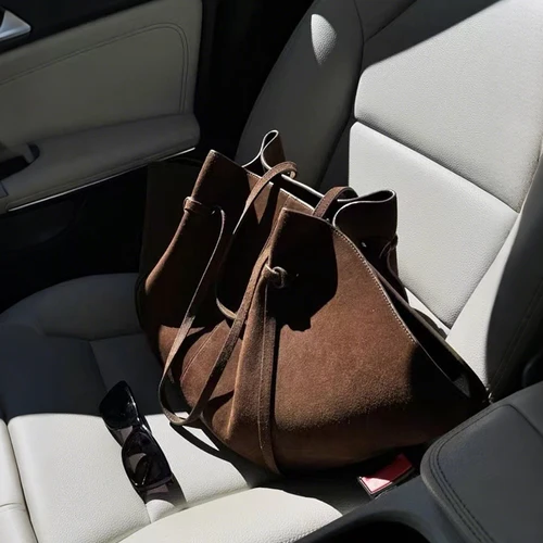 Imagen 2 del producto Bolso de hombro de gamuza Retro, bolso de moda de gran capacidad para madre e hijo, bolso Simple de alta gama en forma de ala, bolso de mano versátil para ir al trabajo