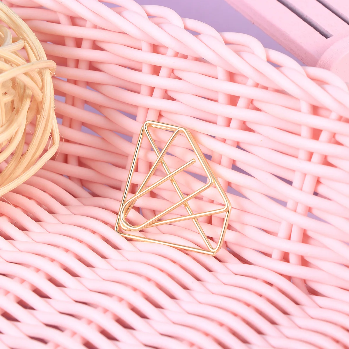 8Pcs Golden Paperclips for Office Accessories Decorative Bookmark Pins Hold Tight No Slide Compact Design Ideal for Files