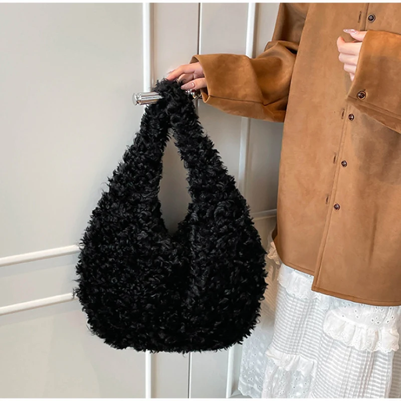 Flauschige, lockige Kunstfell-Hobo-Schultertasche, Plüsch-Halbmond-Unterarmtasche, weiche Teddy-Fuzzy-Halbmond-Handtasche, warme Winter-Handtasche für Damen – Detail 18