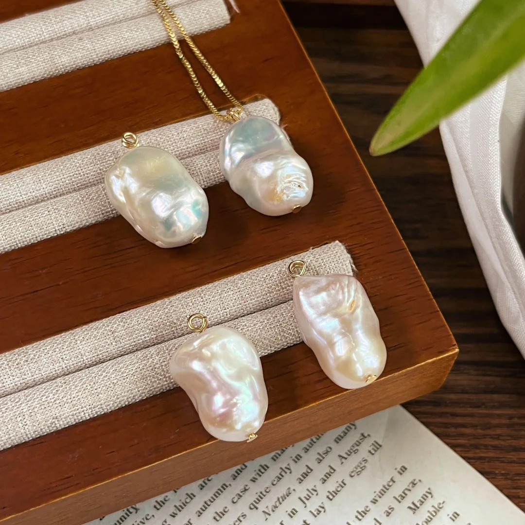 

2024 New Natural Baroque Pearl Necklace for Women Handmade Pearl Pendant Necklaces Fashion Jewelry GPN32