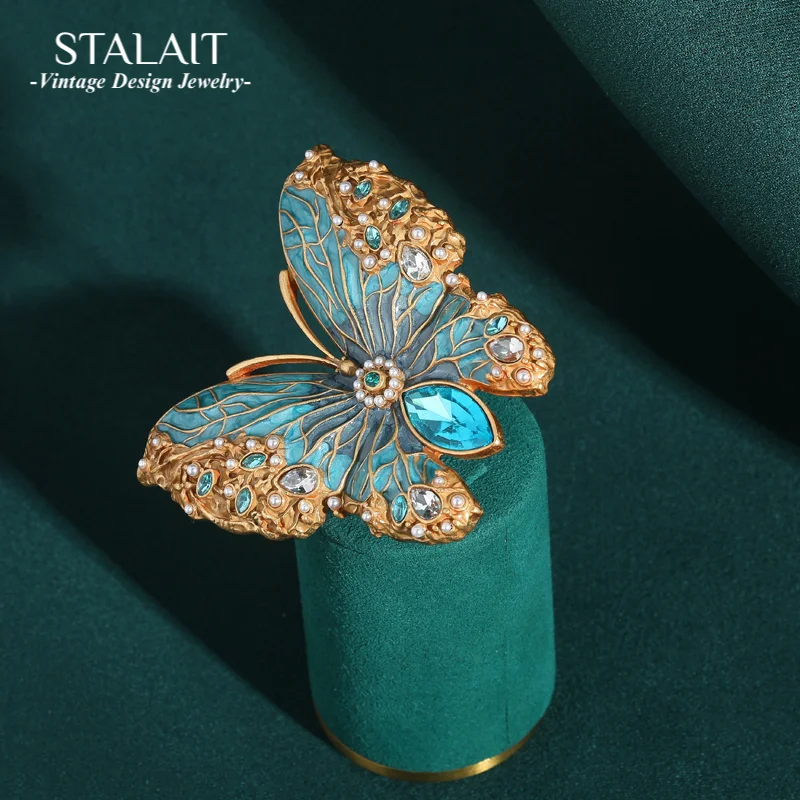 

Romantic Vintage Butterfly Large Rings Statement For Woman Jewelry Gold Color Blue Crystal Enamel Luxury Party Accessories Gift