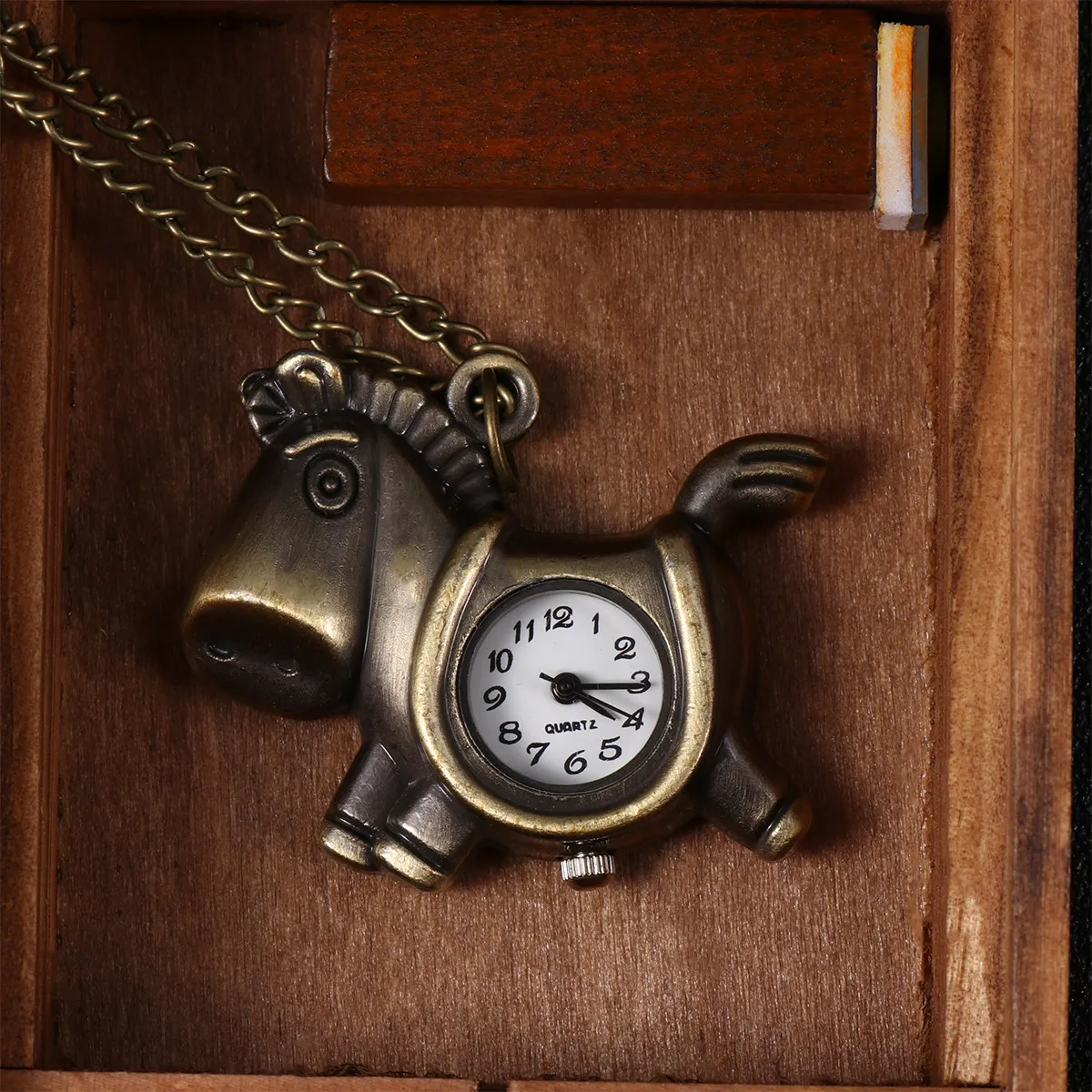 1-peca-relogio-de-bolso-antigo-de-bronze-com-motivo-de-cavalo-pequeno-leve-redondo-com-detalhes-exquisitos-e-corrente-ajustavel-joia