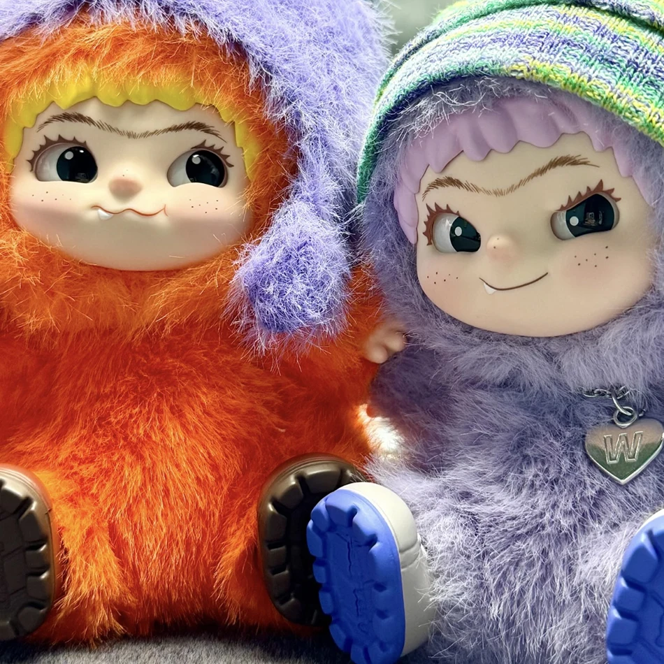 Wakuku Fuzzy Trendy Fun Party Blind Box Cute Action Figure Mystery Box Cute Doll Bag Pendant Toy Kid Surprise Christmas Gift Toy