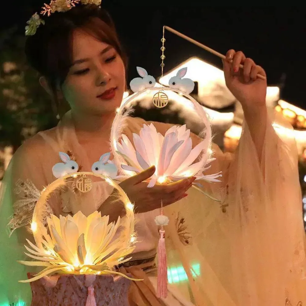 

DIY Material Bag Mid-Autumn Festival Lantern DIY Glowing Lotus Flower Shape Handheld Rabbit Lantern Chinese Style Luminous
