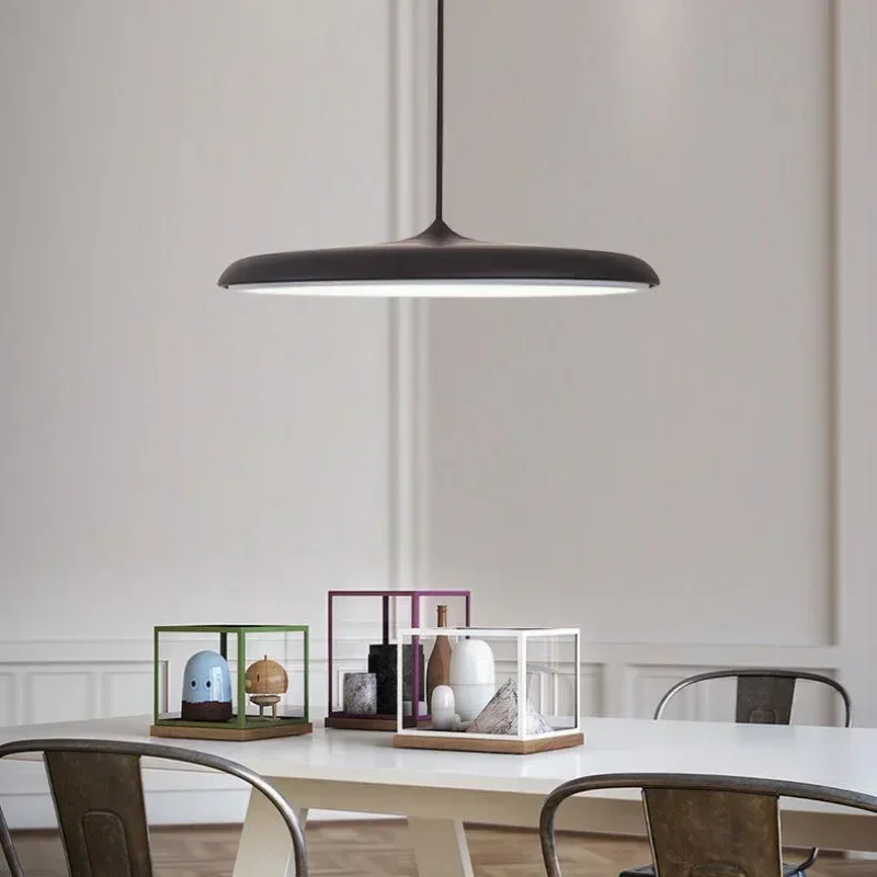 Lampe Led suspendue en forme d'ovni au Design nordique moderne, Design circulaire, luminaire décoratif d'intérieur, idéal pour un salon, une cuisine, une Table à manger ou un salon