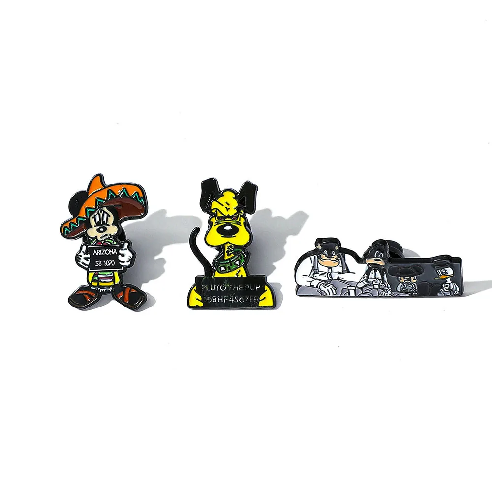 Pin esmaltado de dibujos animados de Pluto Mickey Mouse, insignia de Metal, ropa, mochila, accesorios, regalo para amigos