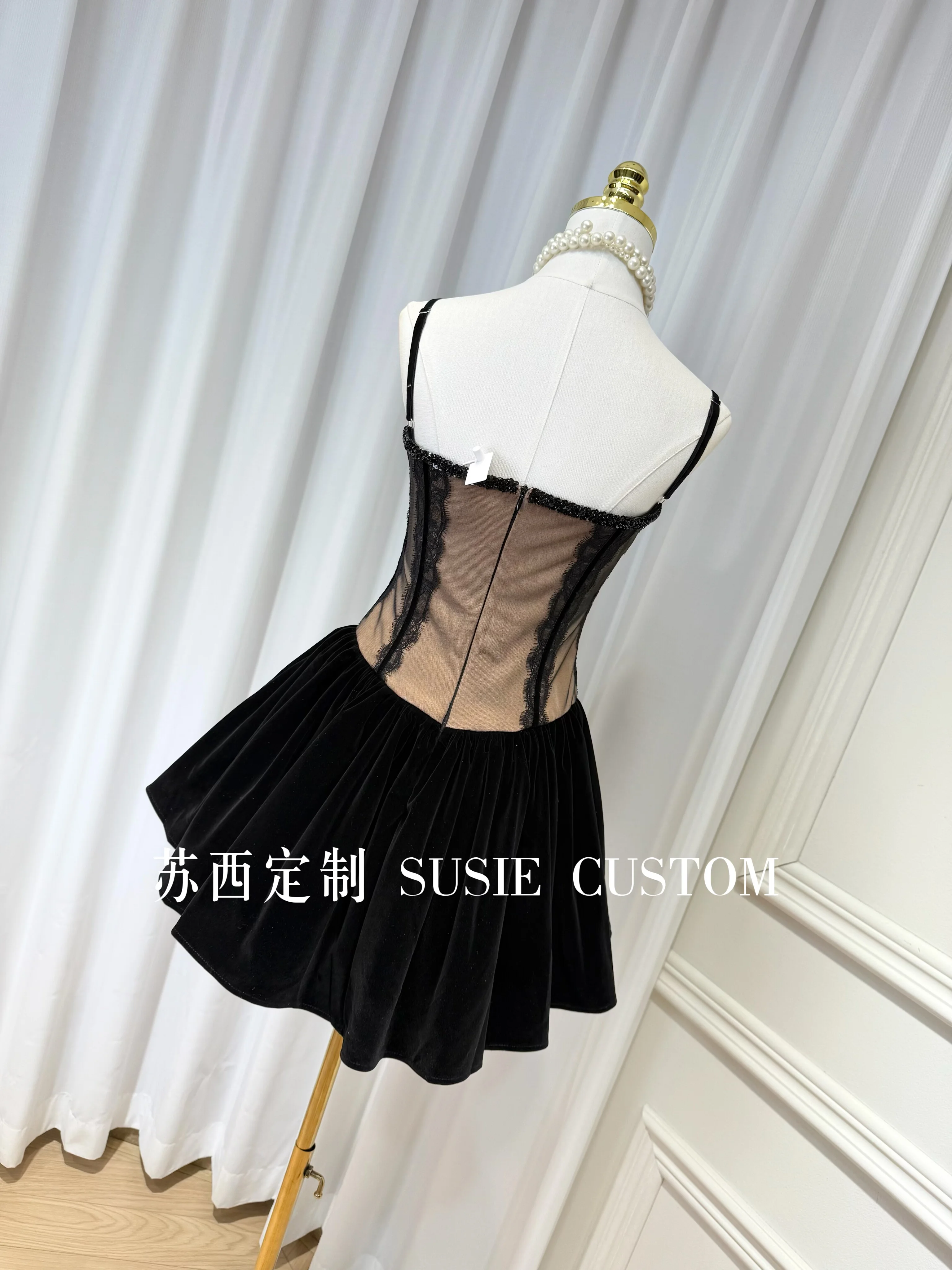 French Elegant Retro Socialite Birthday Party Dresses Sleeveless Beaded Bow Lace Velvet High Waist Puffy Short Dress for Women