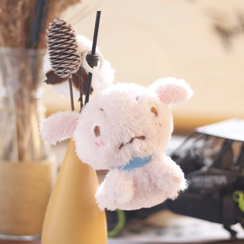 2025 Kawaii Crayon Shin-Chan Figurki Anime Kreskówka Różowa Pluszowa Lalka Breloczki Zawieszka do Torebki Dziewczęcej Prezent dla Dziewczyny Zabawki dla Dzieci