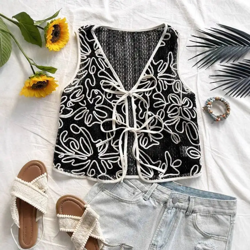 

Стильный новый китайский высококачественный жаккардовый жилет с полой вышивкой, летняя многослойная майка с v-образным вырезом, уменьшающая возраст
