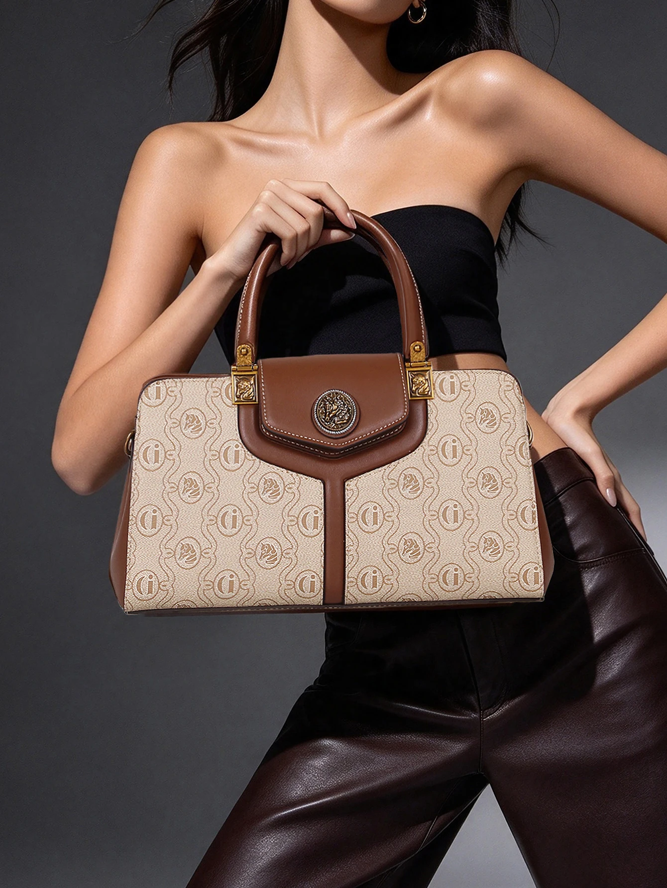 Luxury ladies fashion new 2026 elegant sense of high-capacity portable tote bag retro letter printing heavy hardware design temp