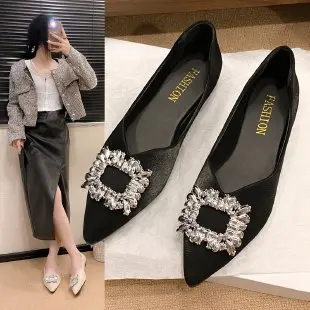 Women 2024 Autumn New Small Fragrant French Flash Drill Point Shallow Mouth Fairy Flat Shoes