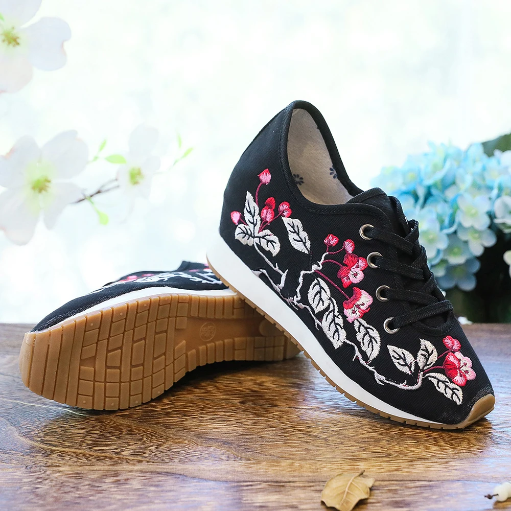 Veowalk Leaves Embroidered Women Canvas Sneakers, Low Top Lace Up Ladies Hidden Platform Casual Shoes Embroidery Creepers