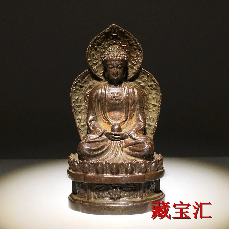 The old goods are as good as  day pulp Sakyamuni enshrines  Buddha statue tabletop bronze utensils