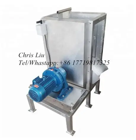 OEM Automatic Dry Coconut Peeling Machine/Old Coconut Dehusking Machine coconut fiber removing machine