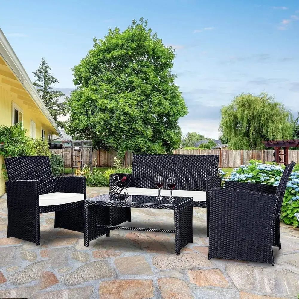 4-teiliges Rattan-Sofa-Set mit weichen Kissen, Tisch aus gehärtetem Glas, Terrassenmöbel, Garten-Lounge, modulares Design