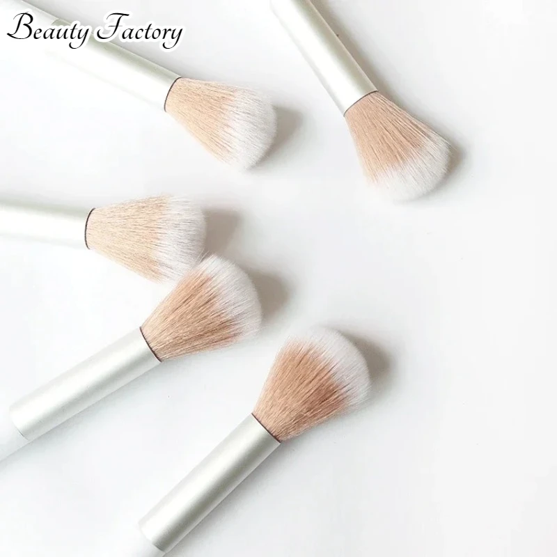 1Pc White Soft Makeup Brushes Powder Foundation Blush Make Up Brushes Makeup Brush Professionaly Make-up Tools Wholesale