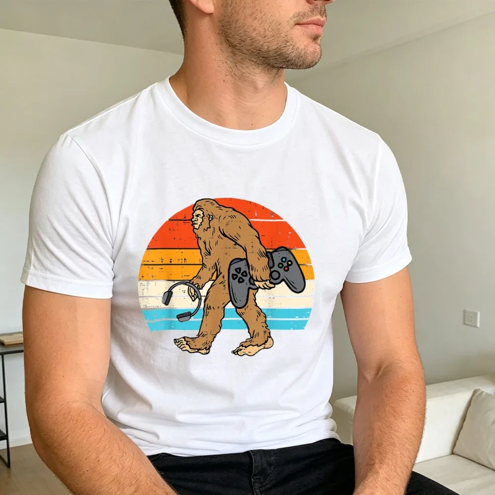 Retro Gamer Bigfoot Sasquatch Controller Graphic Print Men Cotton Tee Summer Casual Loose Short Sleeve Video Game Vintage TShirt