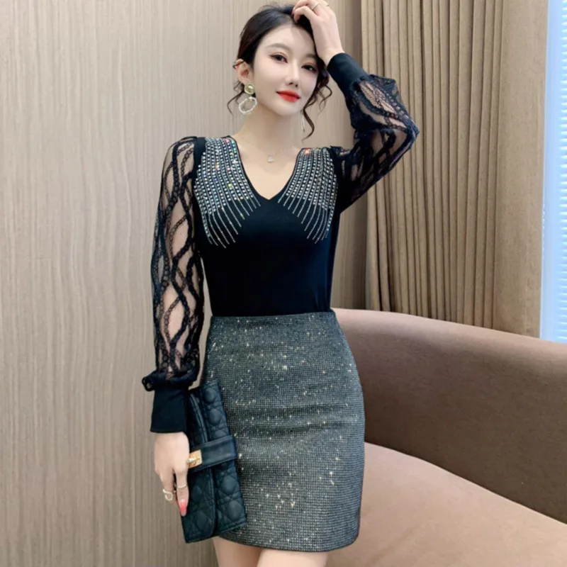 #7968 Spring Black Red Knitted T Shirt Women V-neck Diamonds Sexy Skinny Women\'s T-shirt Spliced Lantern Sleeve Korean Style