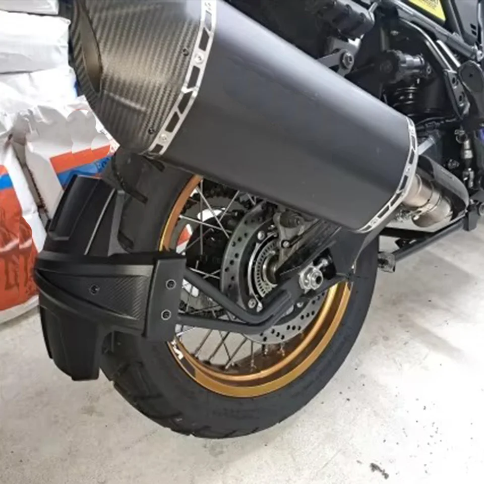 スズキGSX8S用リアマッドガード 黒 ABS+アルミ