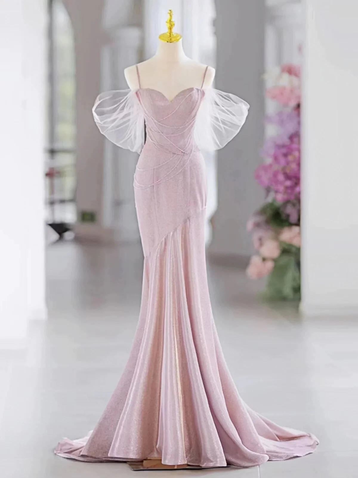 

Sexy Suspenders Pink Prom Dress Glamorous Mermaid Open Back Sleeveless Ruffles Special Occasion Celebrity Evening Dress