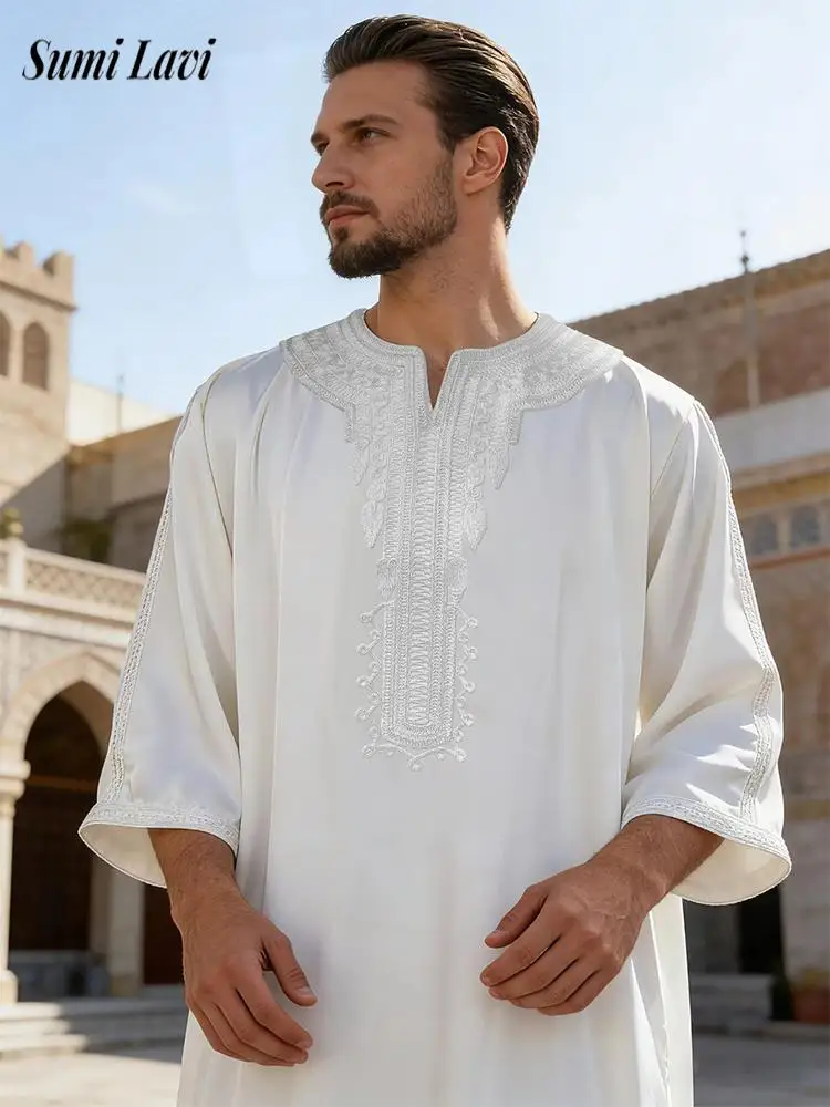 Luxury Embroidery V Neck Loose Robes For Men Summer Muslim Arabian Daily Casual Breathable Comfort Thobes Mens Solid Color Thobe