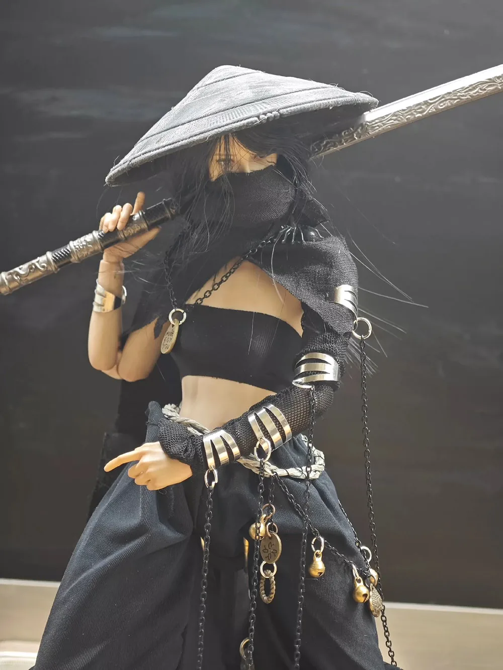 1/6 Scale Women Soldier Jianghu Female Hero Clothes Set All Black Tube Top Shawl Pants with Hat for 12