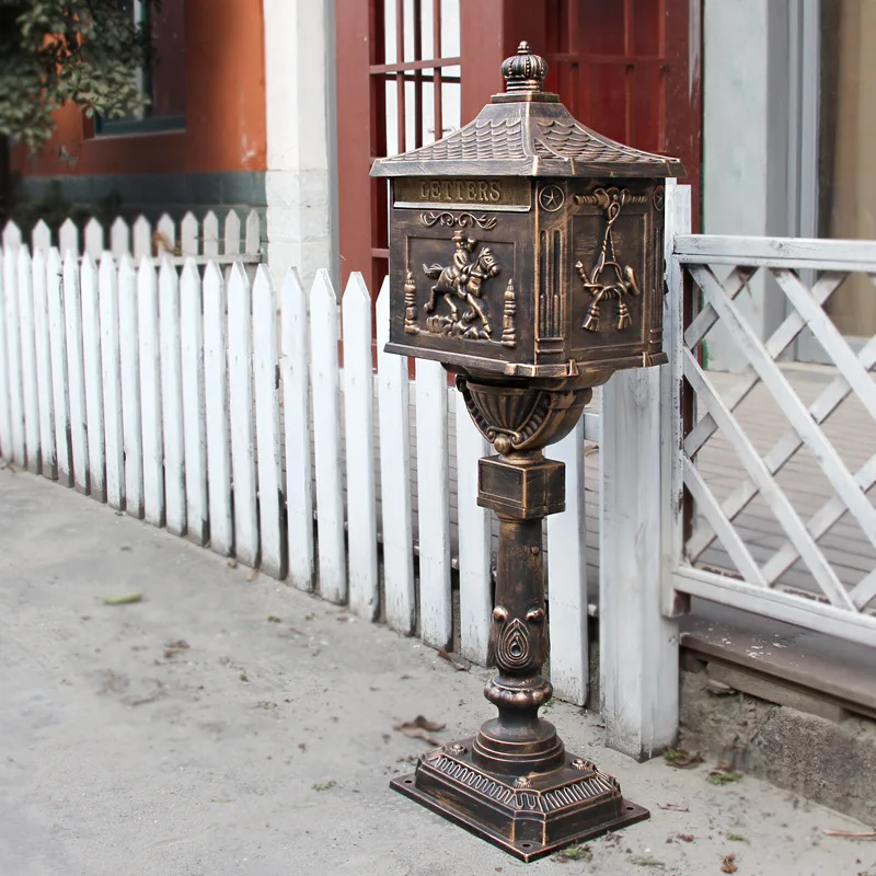 European villa outdoor vintage creative newspaper box cast aluminum anti-rust decoration mailbox outdoor mail recipient
