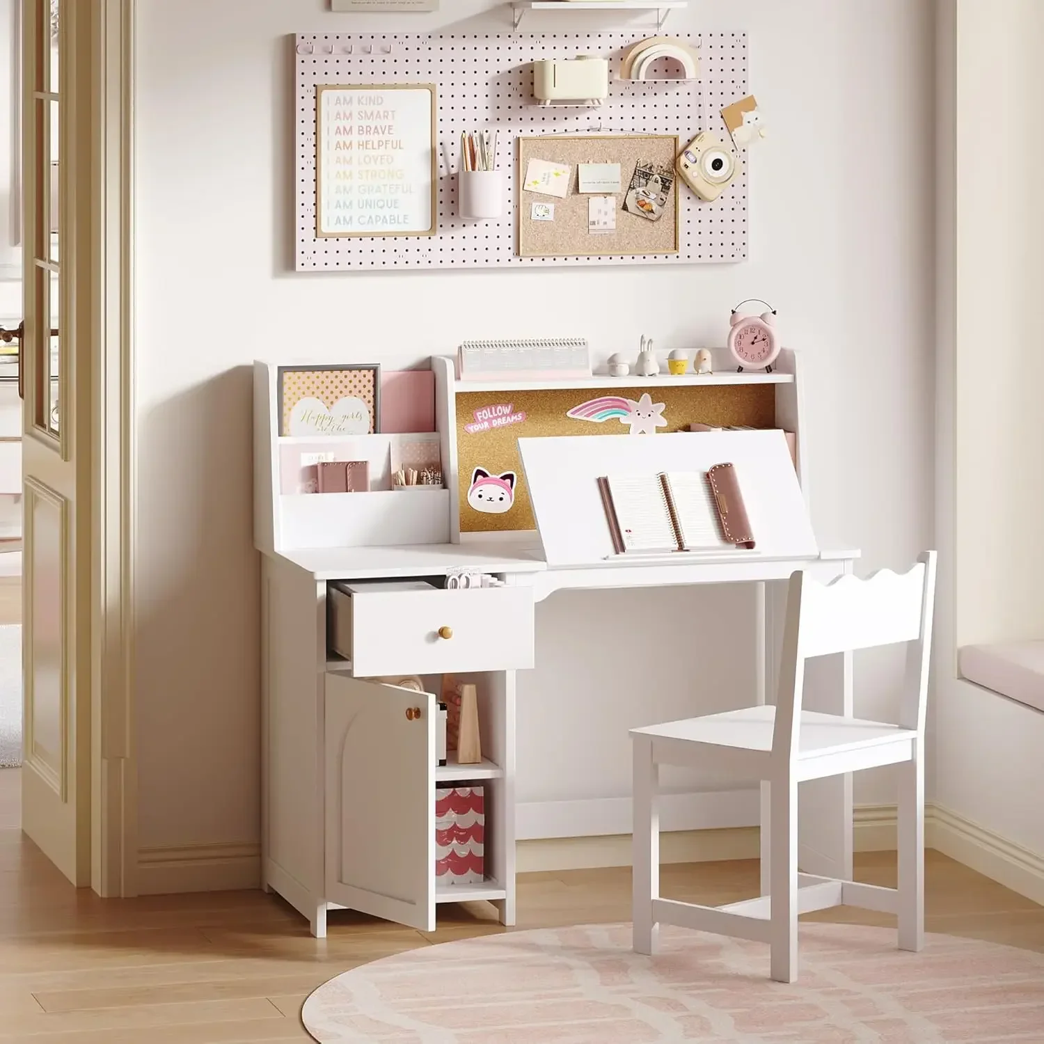 Kids Study Desk and Chair Set, Kids Desks with Tiltable Desktop and Hutch，Wooden Children Study Table with Fabric Drawers for 5-