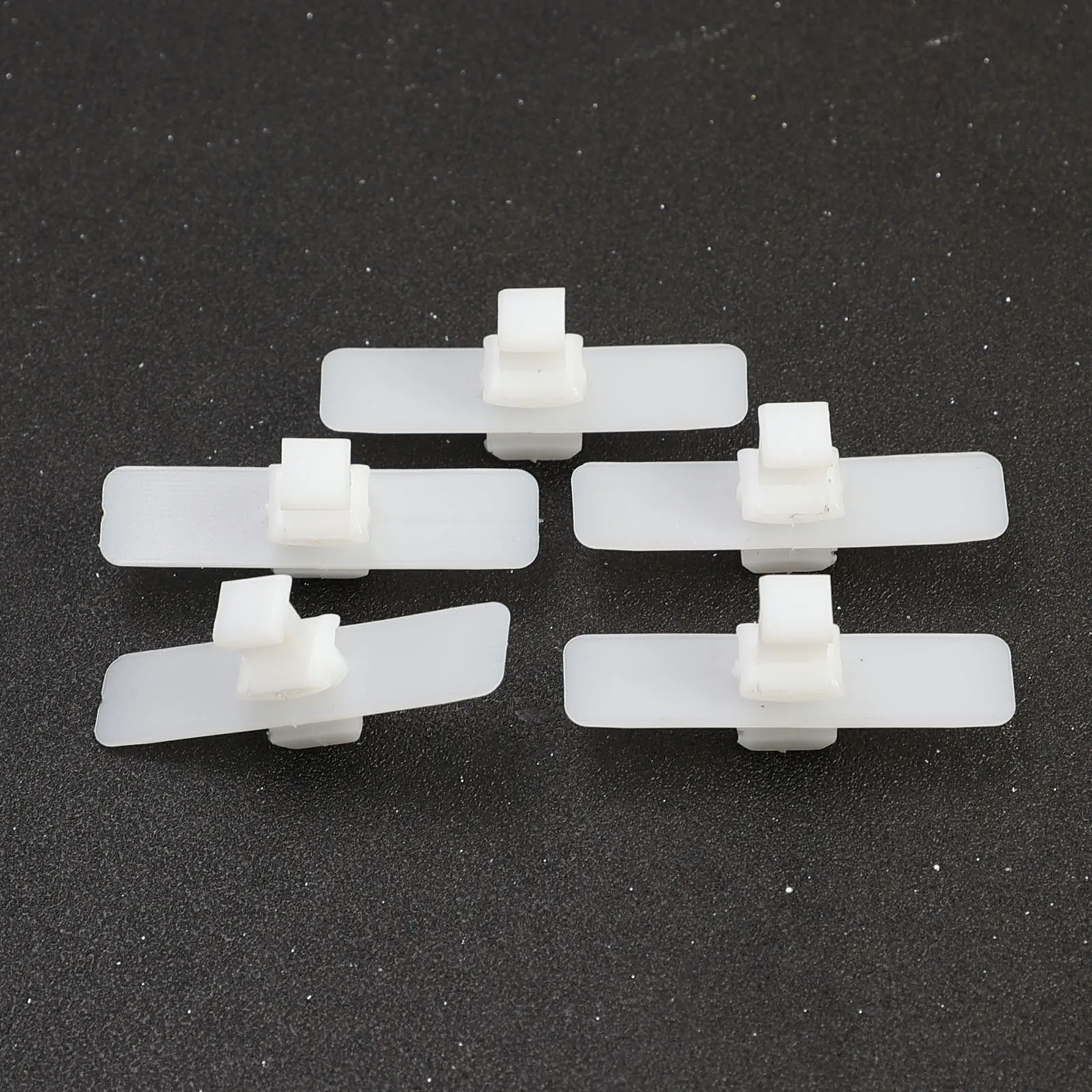 5Pcs Car Door Lower Guard Plate Fixing Clips Auto Side Panel Fixing Clip for Mercedes Benz W140 S300 S280 S320 S420 S500 S600