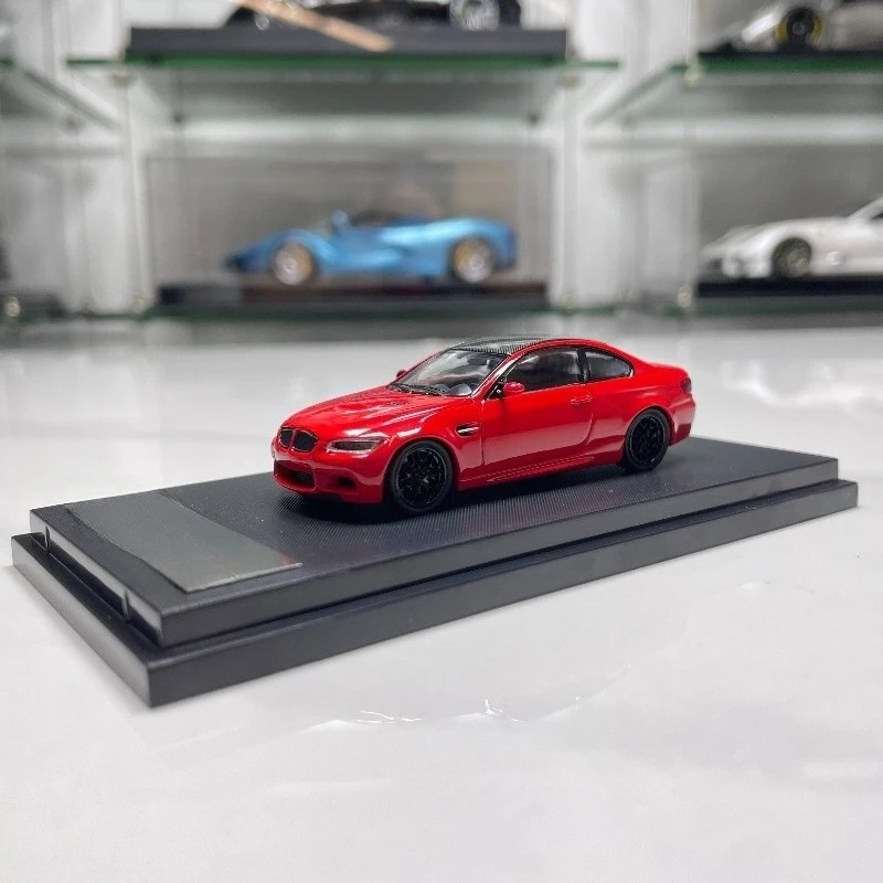 A simulation model figurine for the BMW L M3 E92 1:64 aluminum alloy car model, suitable for exhibitions in Foshan
