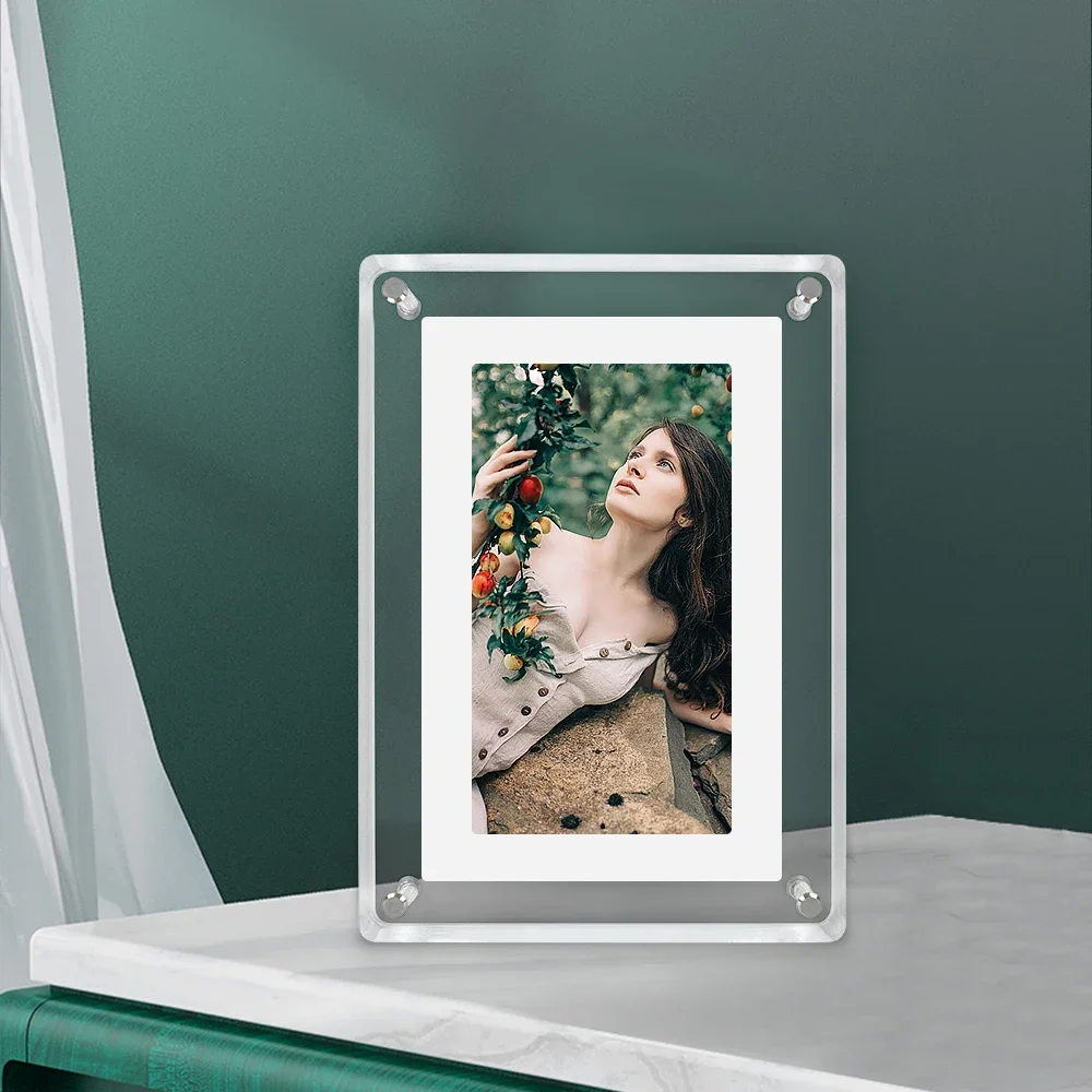 

7 INCH Mini Thin Screen High Definition Video Playback Acrylic LCD Digital Photo Frame