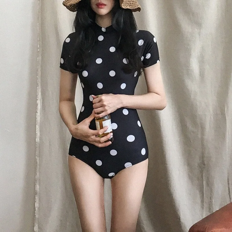 

Retro Polka Dot Short Sleeve Conservative Belly Covering Slimming Hot Spring Swimming Suit for Women...