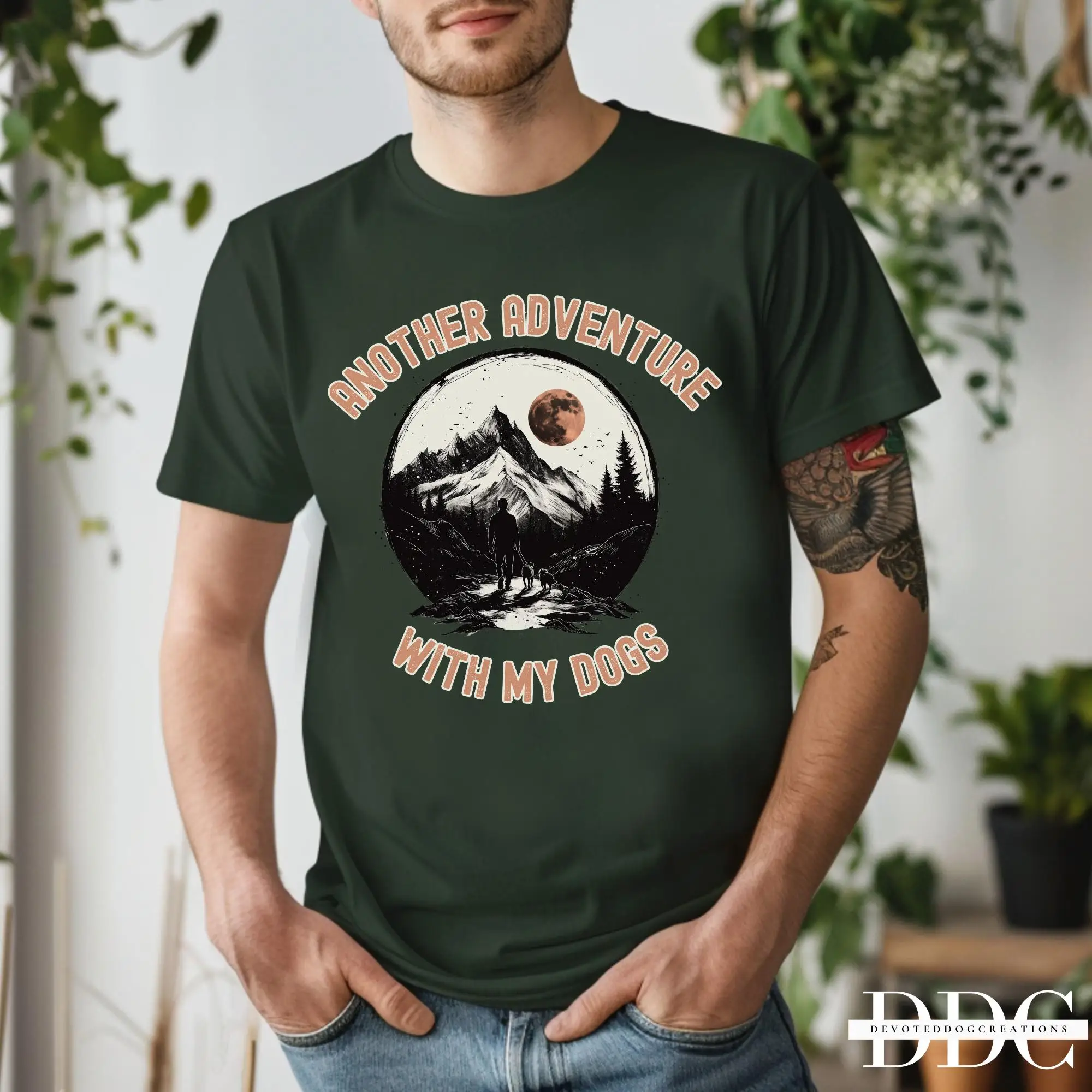 

Футболка для походов с собаками. Другие приключения, любитель моих горных собак для походов, мамы или папы. Топ для прогулок.