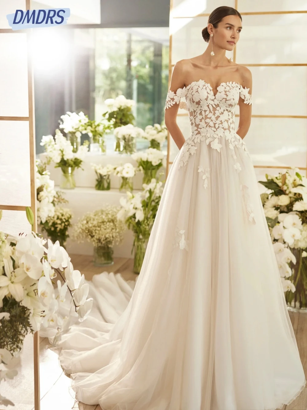 

Stunning Sweetheart Neck Wedding Dresses A-line Appliques Dress For Bride Elegant Floor-length Bridal Gown Vestido De Novia