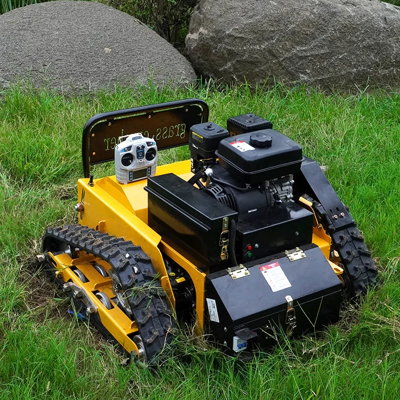 Customized Factory Direct Sale Engine Remote Control Crawler Flail Mower Lawn Cutter for Farmland Slope Thick Weed