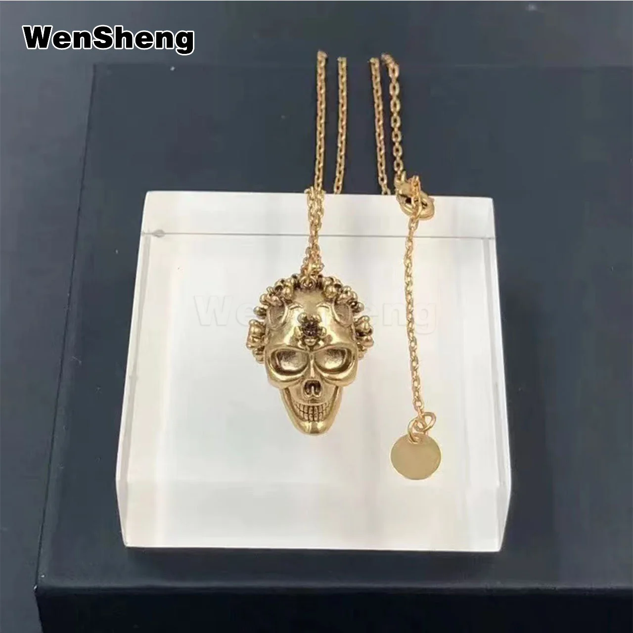 

Vintage Baroque skull necklace