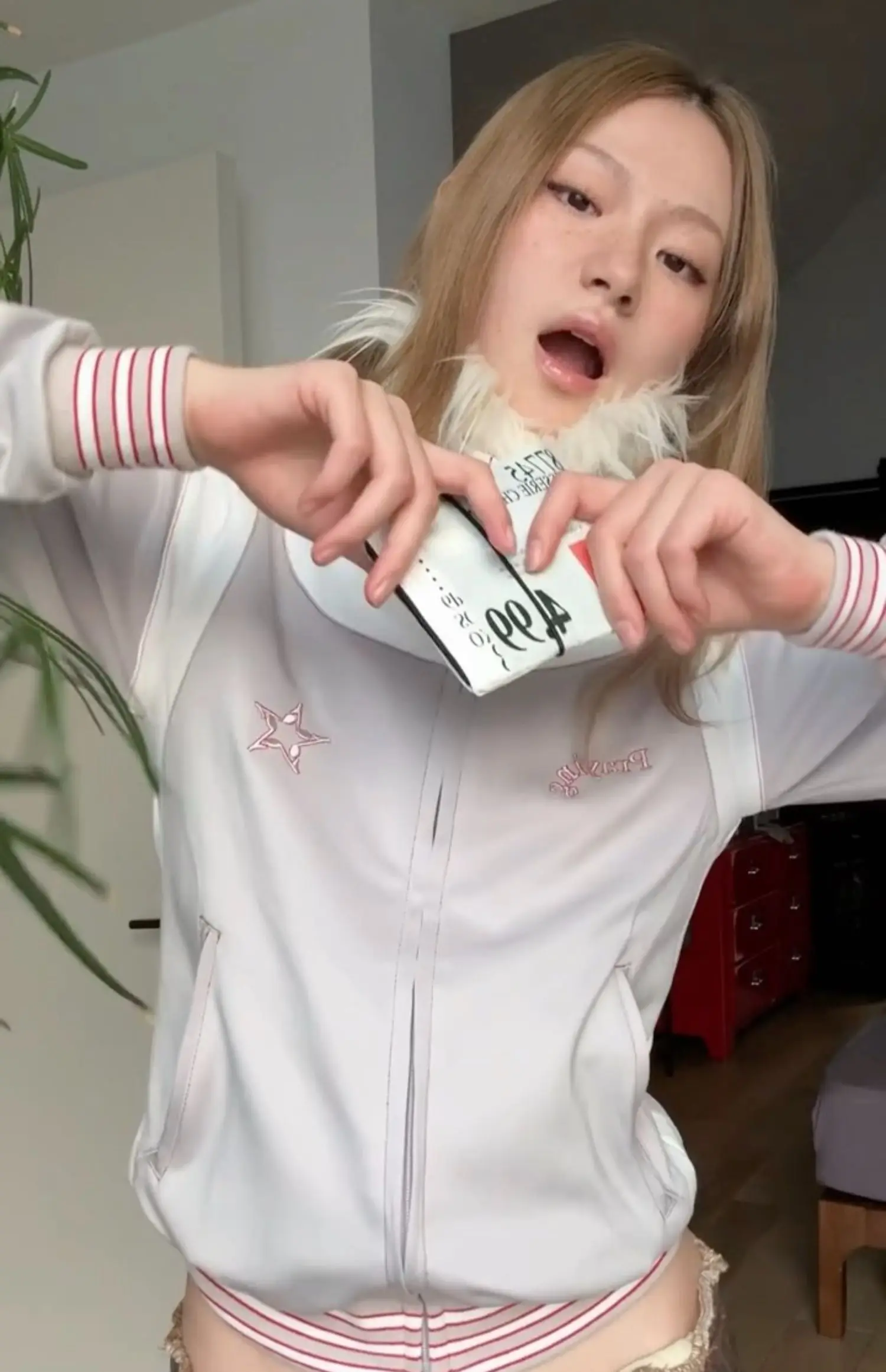 

Praying Detachable Fur-Lined Gray and Pink Sports Jacket with Patchwork Color Block Design and Star Embroidery