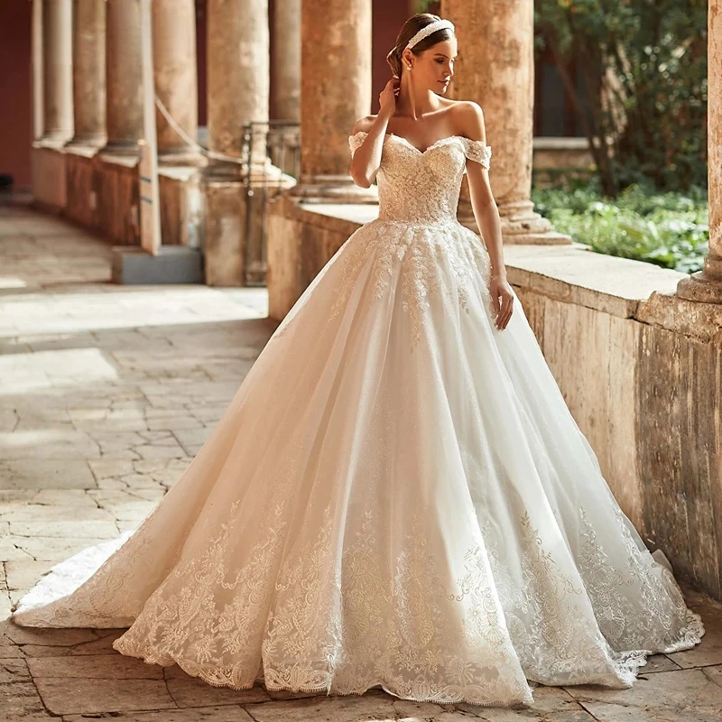 

2023 New Romantic lace Ball Gown Sweetheart Neck Off Shoulder Lace Up Appliqued Wedding Dress Court Train Vestidos De Novia