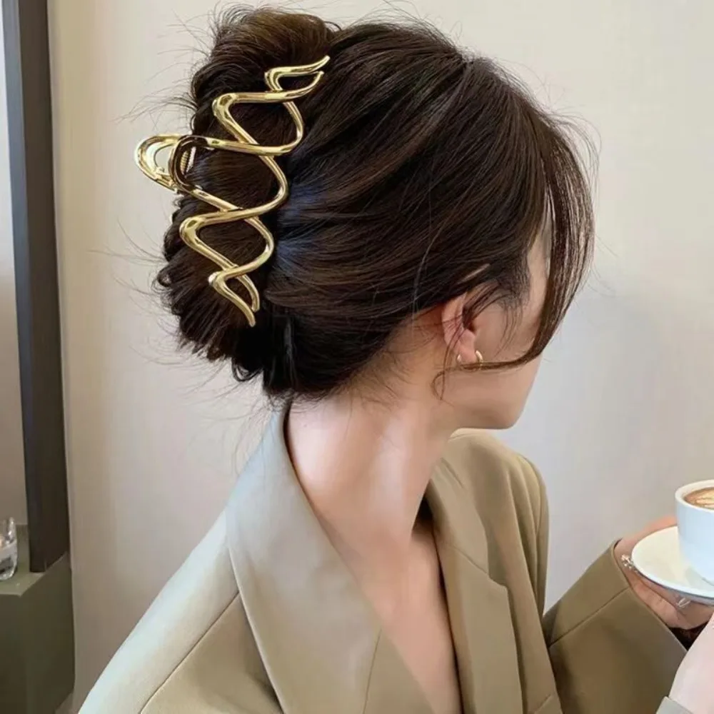 1 Stück modische, minimalistische, metallische Wellen-Haarklammer, geometrische Designs, perfekt, mühelos, schick, Alltagsstile, moderne Haar-Accessoires – Detail 3