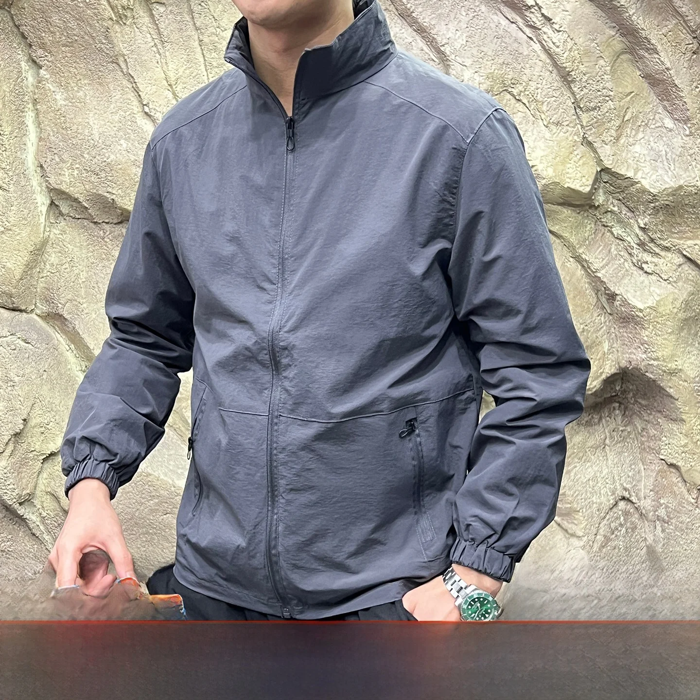 

Outdoor Men's Breathable Waterproof Jaet Stand Fit Nylon Fabric Me Faionable Autumn Coat Youth Commute Sle