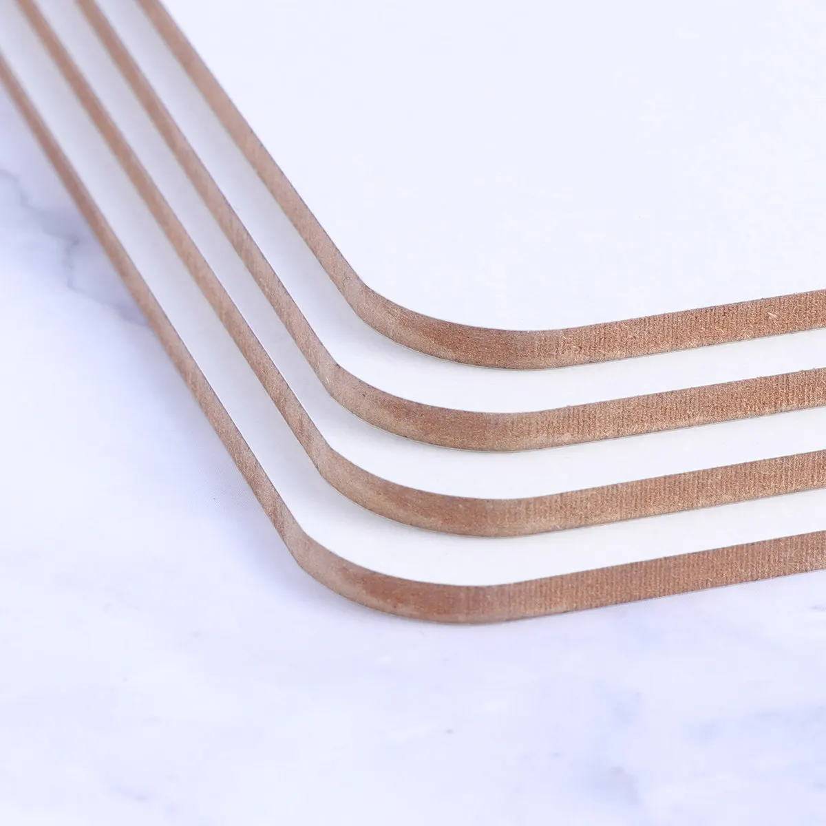 

Набор из 4 маленьких настольных белых досок для офиса, дома, школы, учебы, заметок и планирования