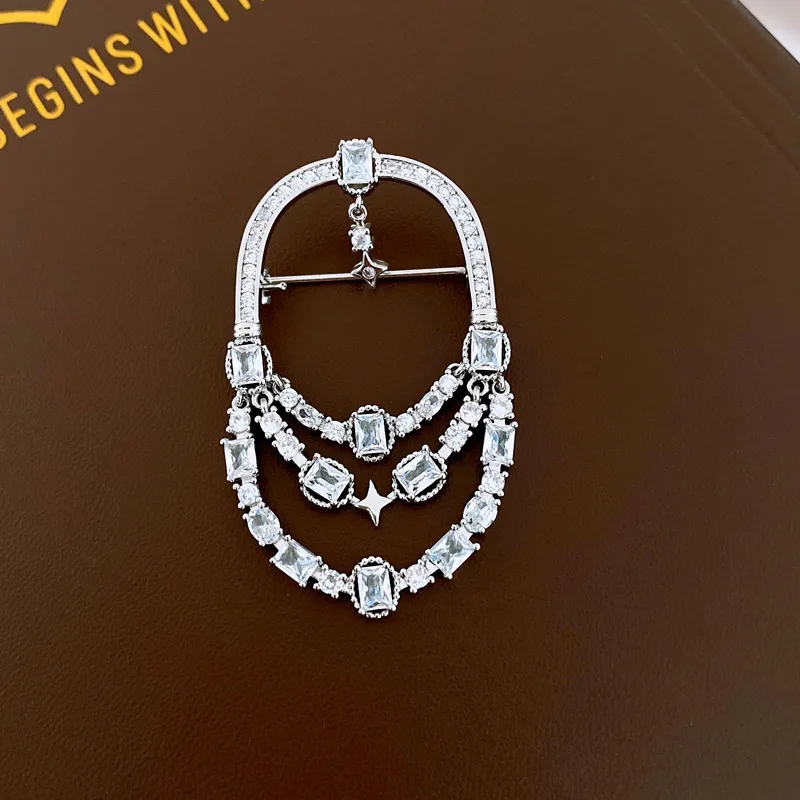 DREJEW อัลกุรอานแฟชั่นเพทายเข็มกลัดรูปไข่สําหรับผู้หญิงอารมณ์ความรู้สึกสูงเสื้อผ้าขาแฟชั่นสูทอุปกรณ์เสริมของขวัญพรรค