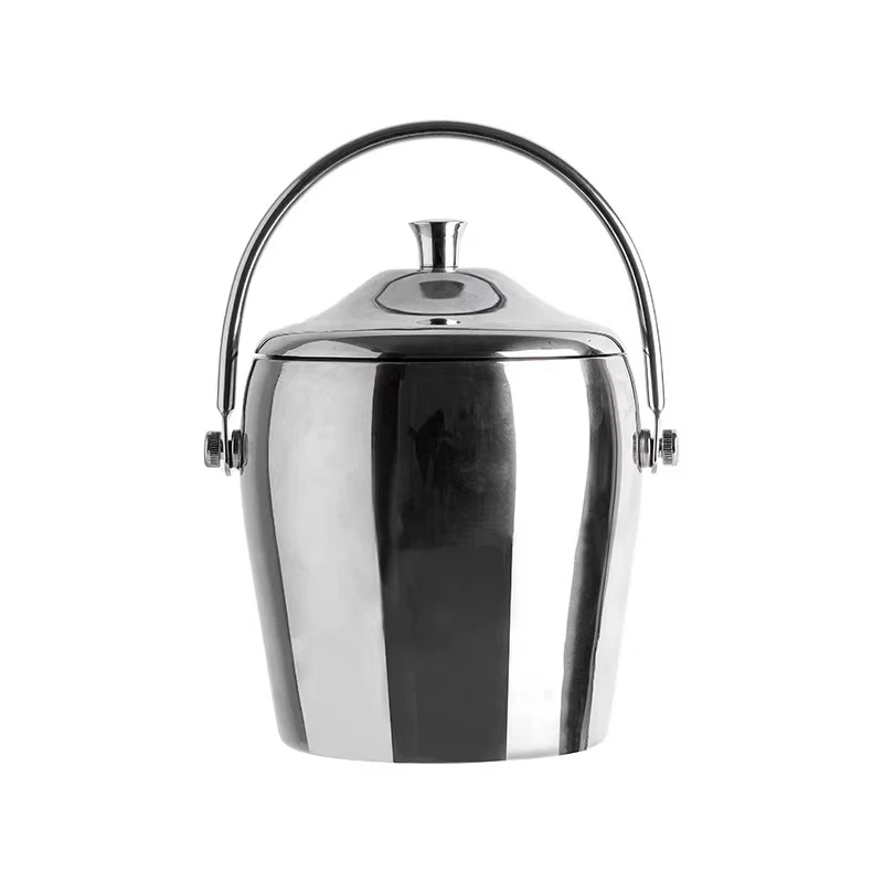 Japan imported double-layer stainless steel ice bucket large capacity high-grade sensitive ice storage bucket