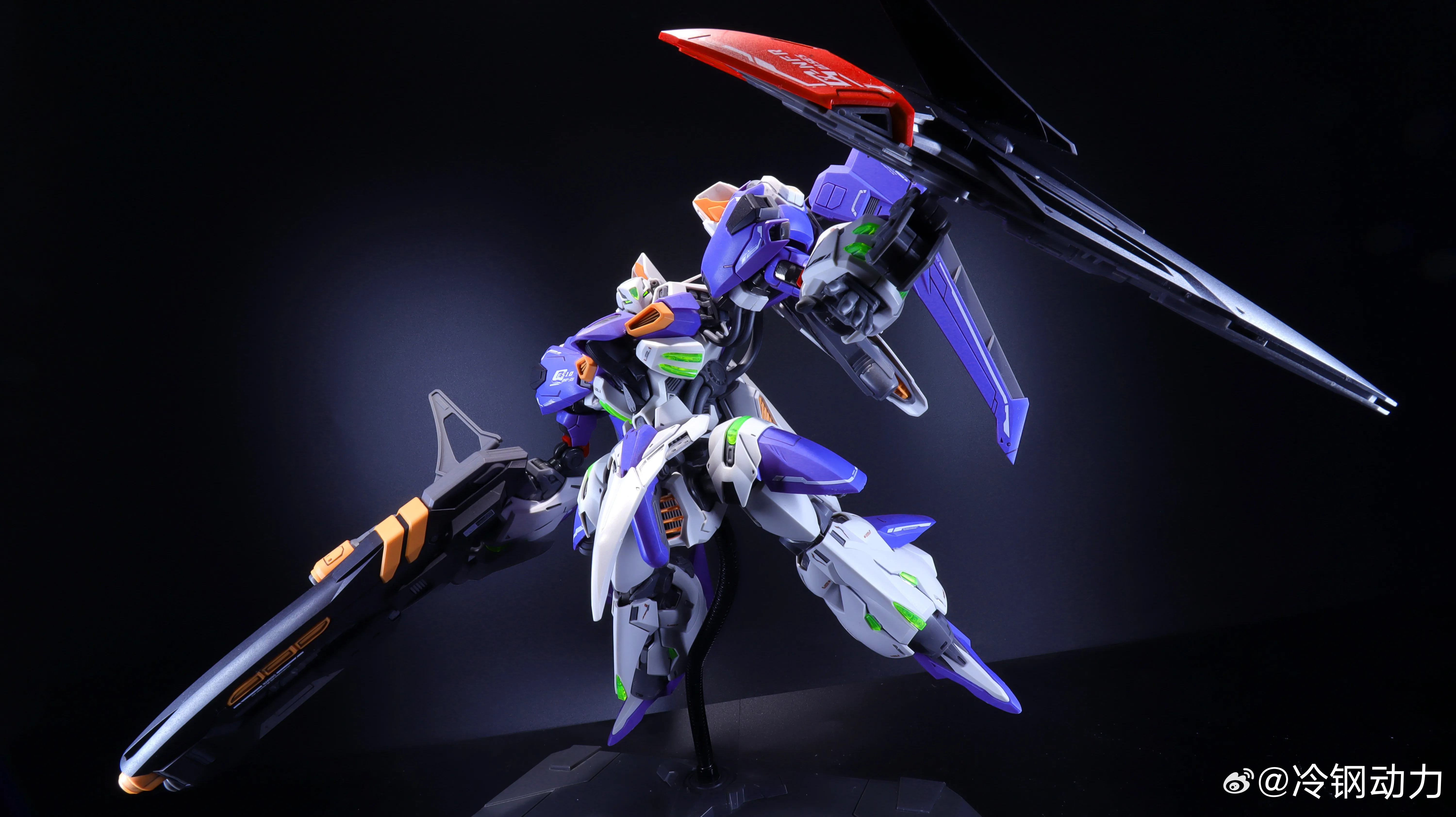 冷凍金属怒りの剣 SES10-RNF/XS 1/100 MG アクションフィギュア